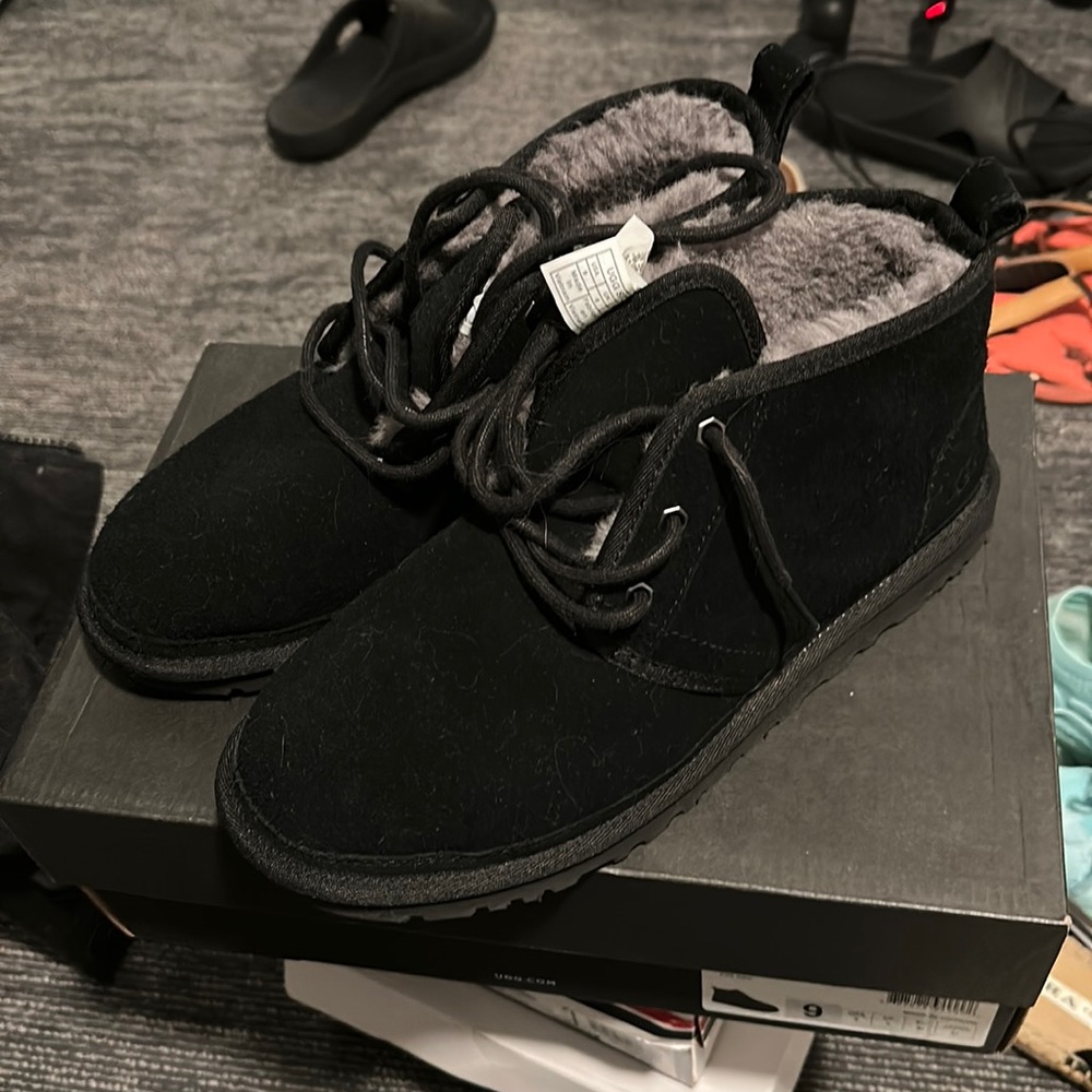 UGG Men’s Wool Snow Boots brand new